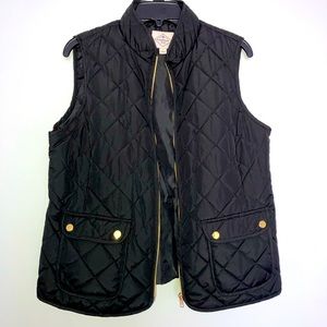 St Johns Bay black, quilted vest